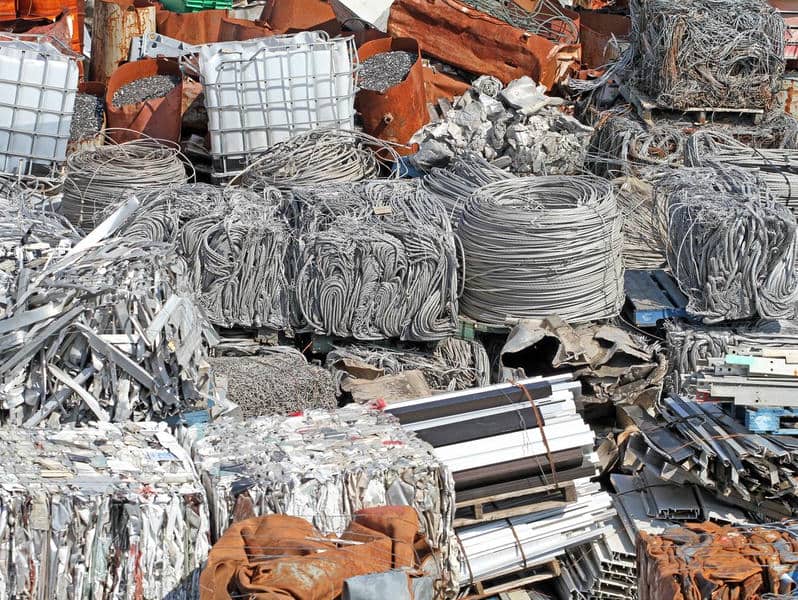 hurda elektrik malzemeleri düzenli saha
